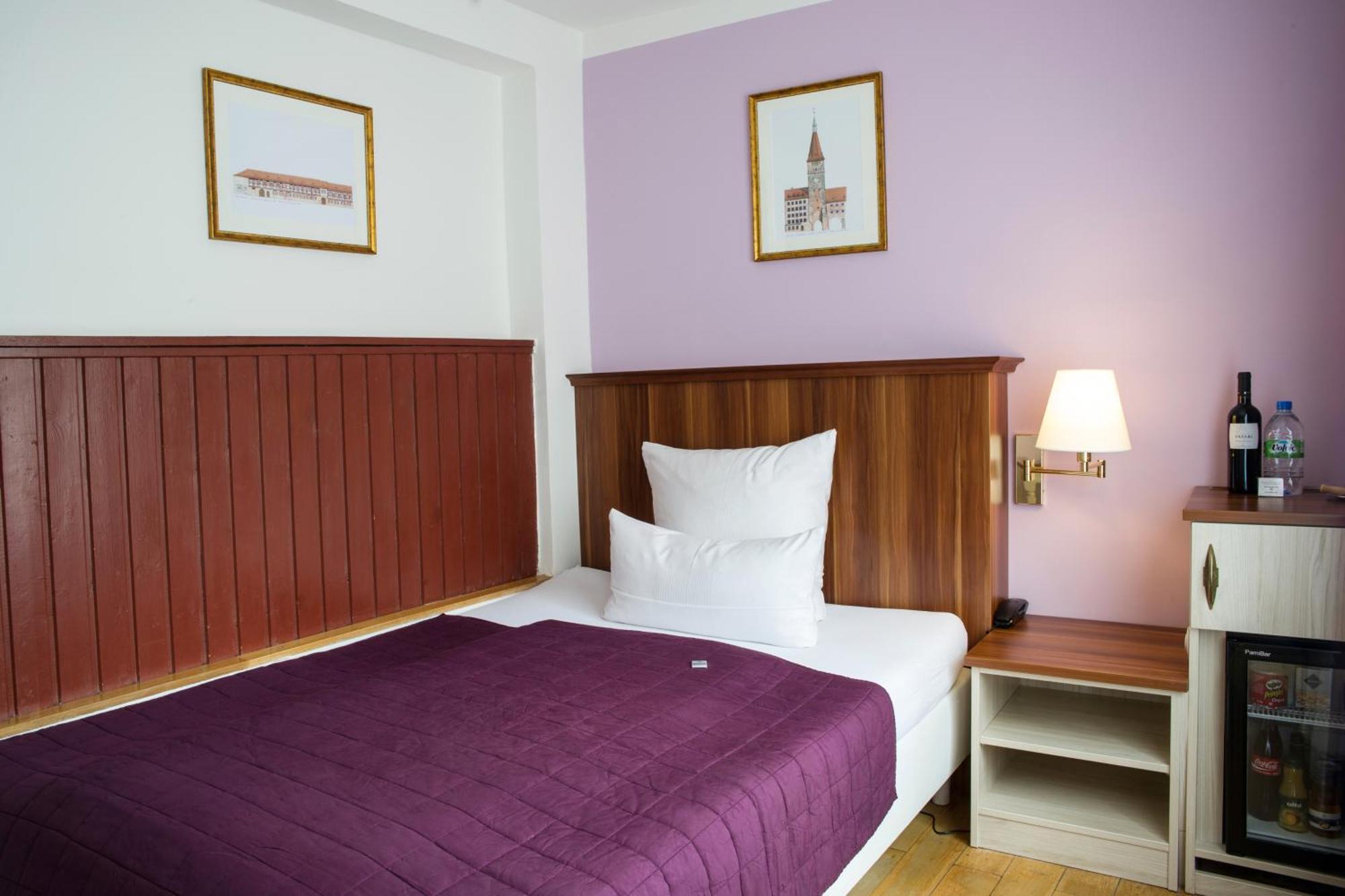 נירנברג Hotel Elch חדר תמונה