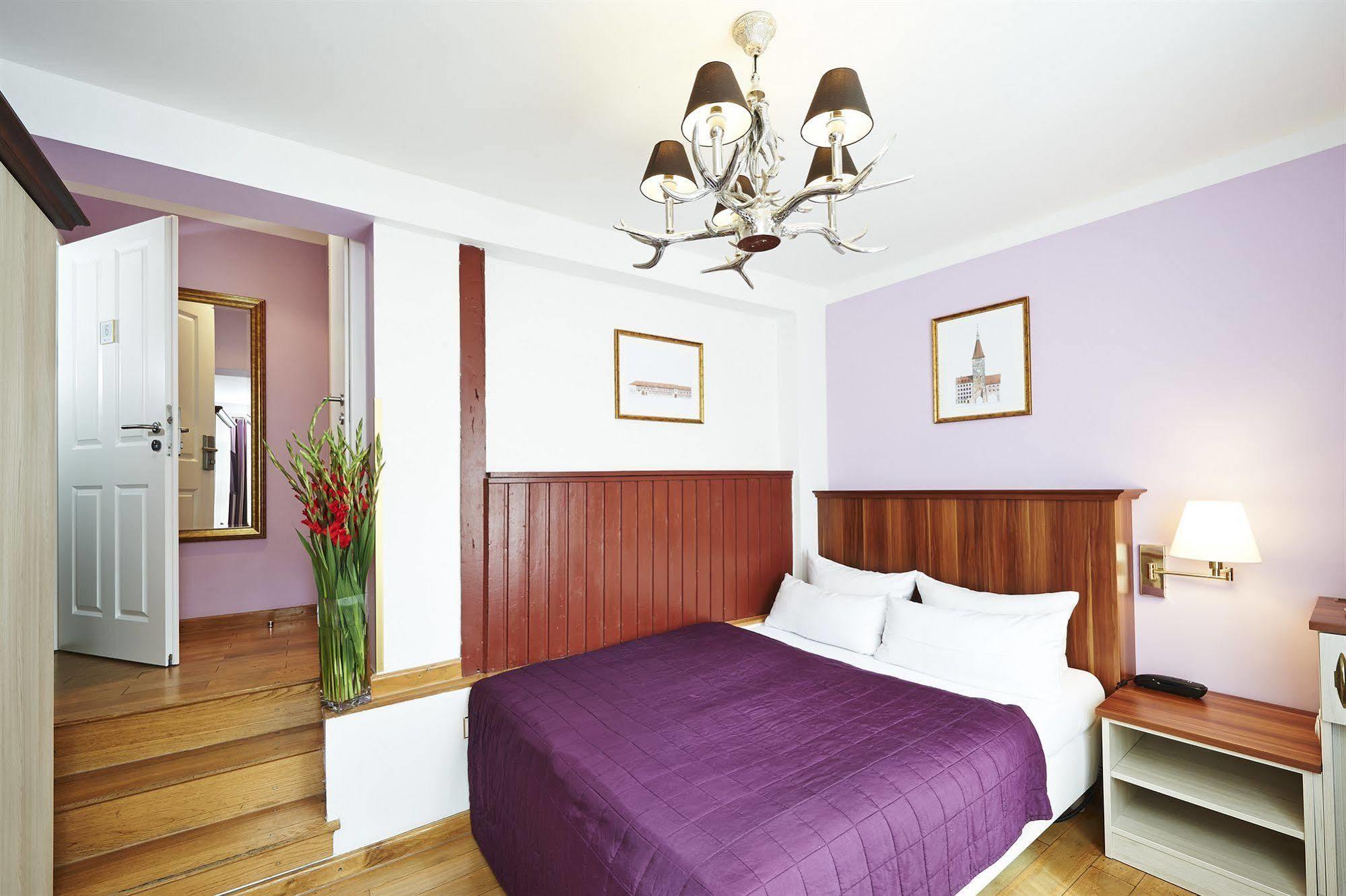 נירנברג Hotel Elch מראה חיצוני תמונה